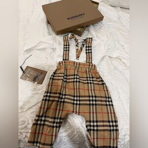 Burberry Baby Boys Bertie 2 Piece Bodysuit & Dungarees Set .